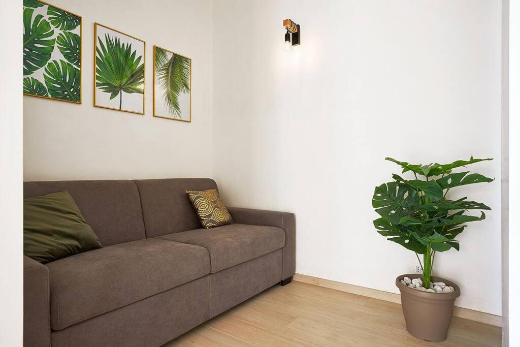 מודיקה Villa Paradiso With Private Pool, Bbq Area, Huge Garden And Free Parking מראה חיצוני תמונה