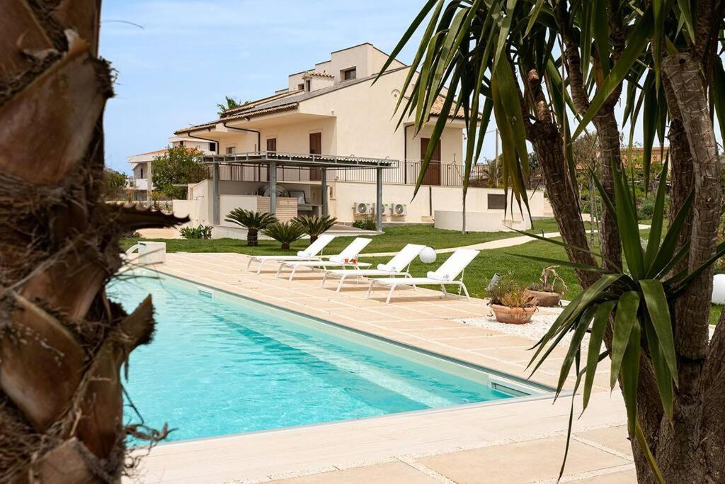 מודיקה Villa Paradiso With Private Pool, Bbq Area, Huge Garden And Free Parking מראה חיצוני תמונה