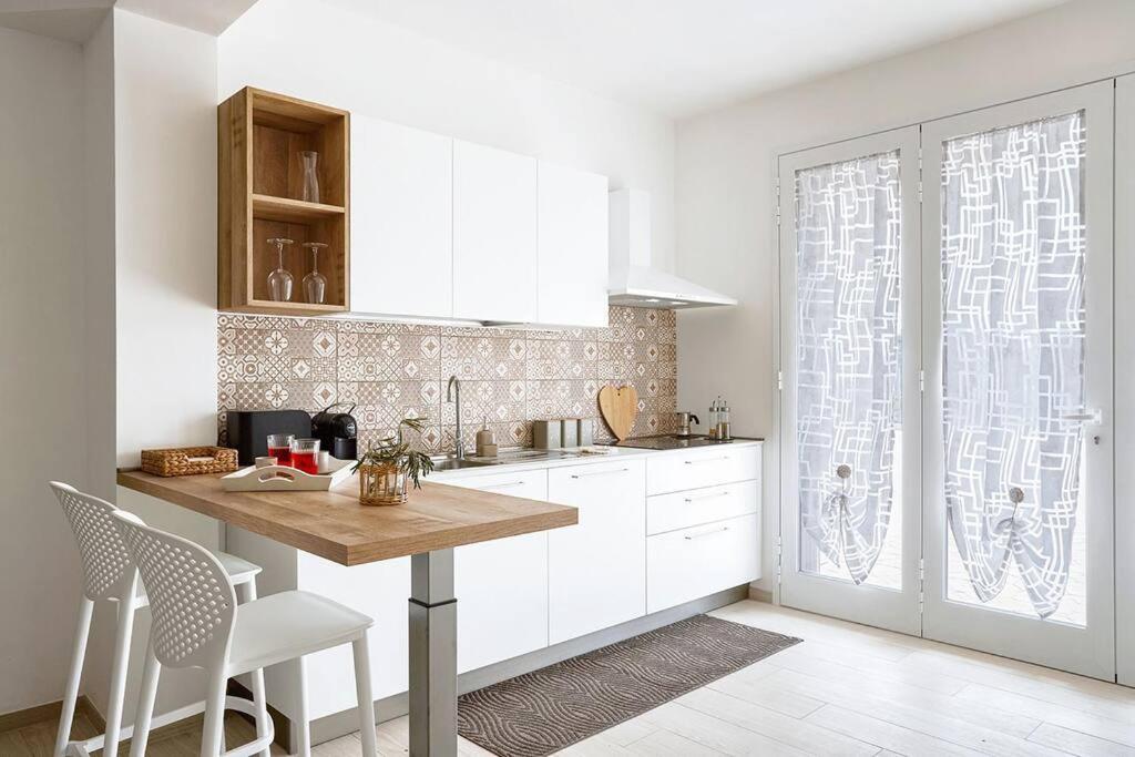 מודיקה Villa Paradiso With Private Pool, Bbq Area, Huge Garden And Free Parking מראה חיצוני תמונה